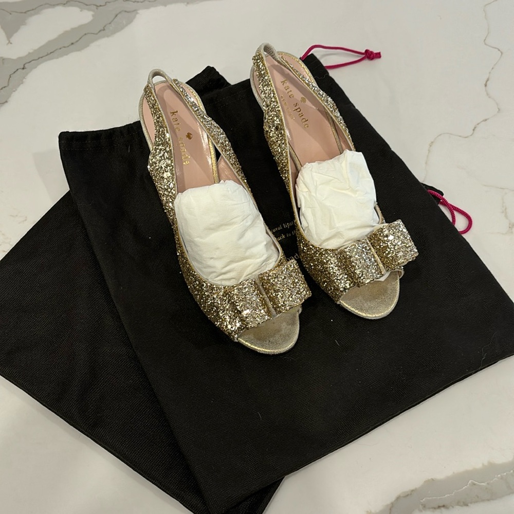Kate Spade gold heels!